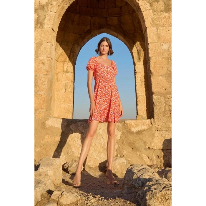 VipMarketim Viskon Çiçek Desenli Kısa Kollu Elbise