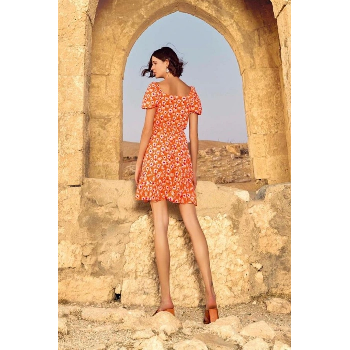 Vipmarketim Viskon Çiçek Desenli Kısa Kollu Elbise