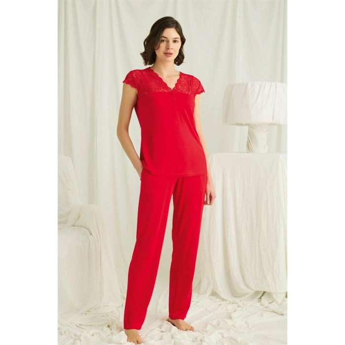 Vipmarketim Yakası Kolu Ve Omzu Dantelli Önü Düğmeli Pijama Takımı