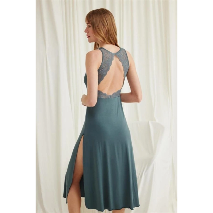 VipMarketim Yakası Ve Sırtı Dekolteli Dantelli Yırtmaçlı Gecelik