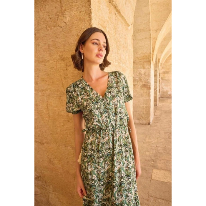 Vipmarketim Yaprak Desenli Kısa Kollu Elbise