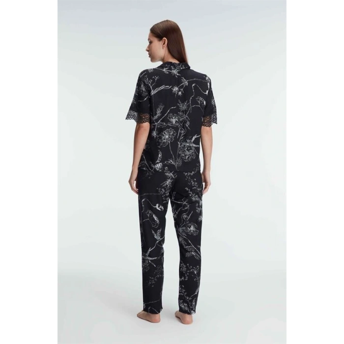 VipMarketim  Yarım Kollu V Yaka Kadın Viskon Çiçek Desenli Yazlık Dokuma Dantel Detaylı Pijama Takımı
