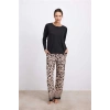 VipMarketim Anıl Kadın Uzun Kollu Leopar Desenli T-Shirt Ve Pantolon Pijama Takımı ( ) (Kod:11538)