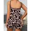 VipMarketim Leopar Desenli Askılı Şortlu Pijama Takımı