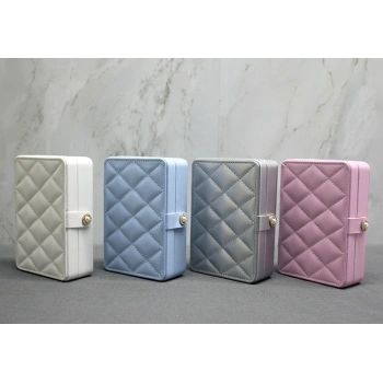 VipMarketim 16x11 cm Deri Kaplamalı Makyaj Ve Takı Kutusu