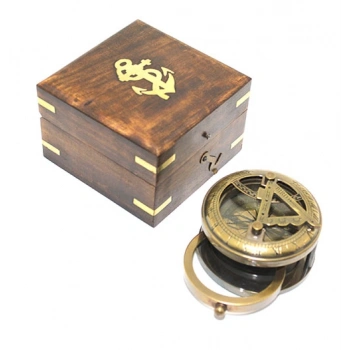 VipMarketim Ahşap Kutulu Pirinç Pusula Model 4