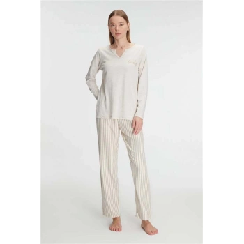 VipMarketim Anıl Kadın Uzun Kollu Çizgili V Yaka Kışlık Pijama Takımı, Rahat Ve Şık Ev Konforu (Kod:11213)