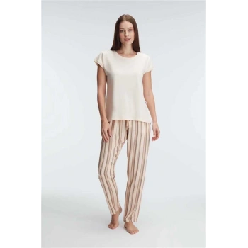 VipMarketim Anıl Kısa Kol Bisiklet Yaka Kadın Viskon Çizgili Desenli Yazlık Dokuma Normal Bel Pijama Takımı (Kod:9935)