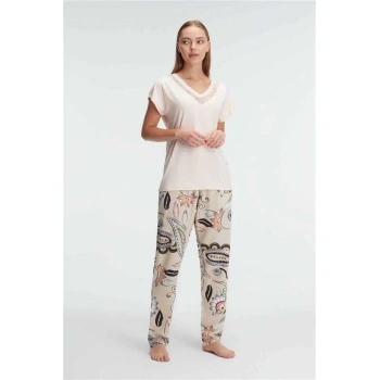 VipMarketim Anıl Kısa Kol V Yaka Kadın Viskon Çiçek Desenli Yazlık Örme Dantel Detaylı Pijama Takımı (Kod:9899)