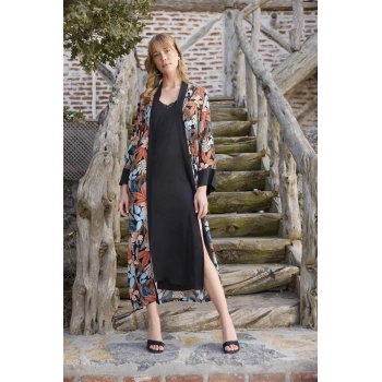 VipMarketim Çiçek Ve Yaprak Desenli Dantelli Ve Dekolteli Sabahlık Takımı