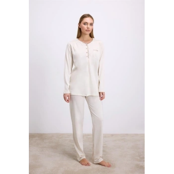 VipMarketim  Fil Dişi Modal Pamuklu Uzun Kollu Düğmeli 2li Pijama Takımı