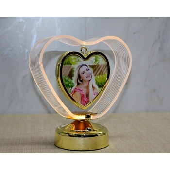 VipMarketim Kişiye Özel Fotoğraf Alanlı Kalpli Led Çerçeve Model 1