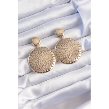 VipMarketim Pirinç Gold Renk Oval İşlemeli Küpe 5886