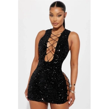 VipMarketim  Pullu Transparan Detaylı Göğüs Dekolteli Mini Fantezi Elbise