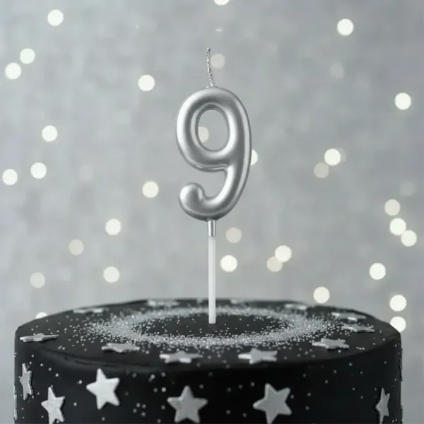 9 Rakam Mum Gümüş