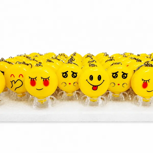 ışıklı Emoji Hediyelik Anahtarlık (1 Adet)