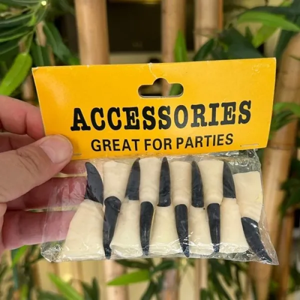 Cadı Tırnağı Siyah Lateks