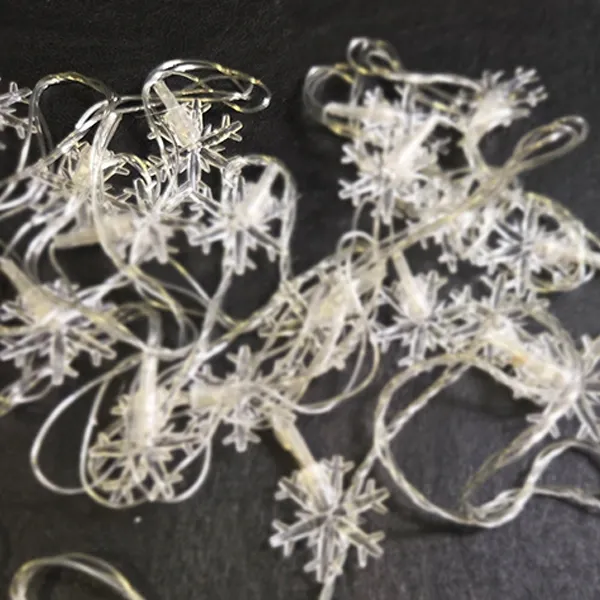 Kar Tanesi Led Işık Fişli Gün ışığı (3 Metre)