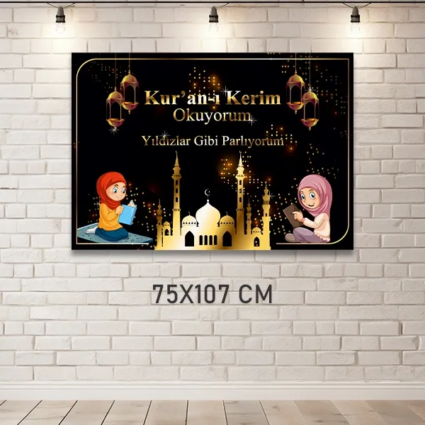 Kuran Okuyorum Afişi Kız Siyah (75x107 cm)