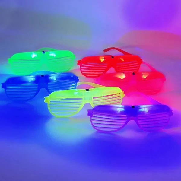 Makaron Renklerde Led ışıklı Gözlük (1 Adet)