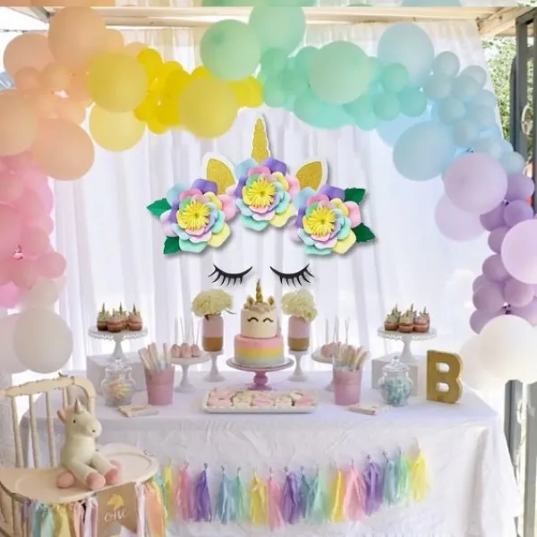 Rengarenk Unicorn Kağıt Çiçek Konsepti