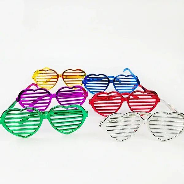 Retro Karışık Renkli Metalik Kalp Gözlük (1 Adet)