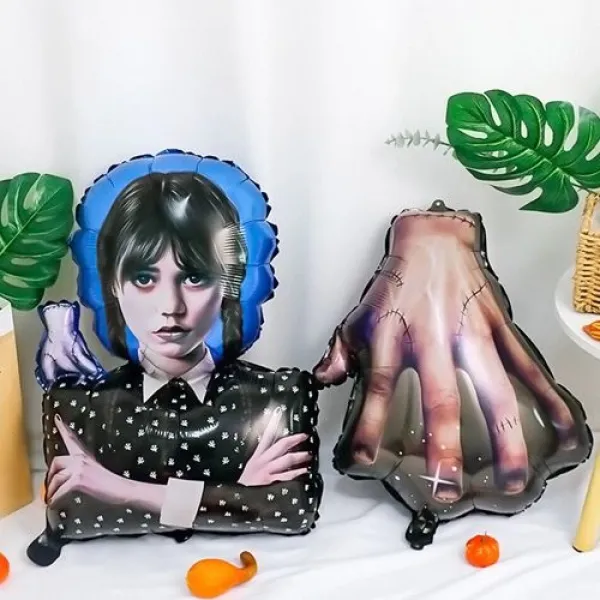 Wednesday El Şey Hand Folyo Balon