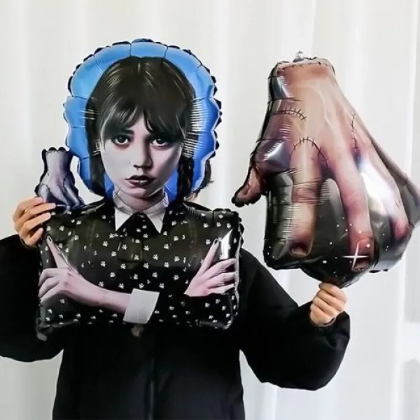 Wednesday Şekilli Folyo Balon