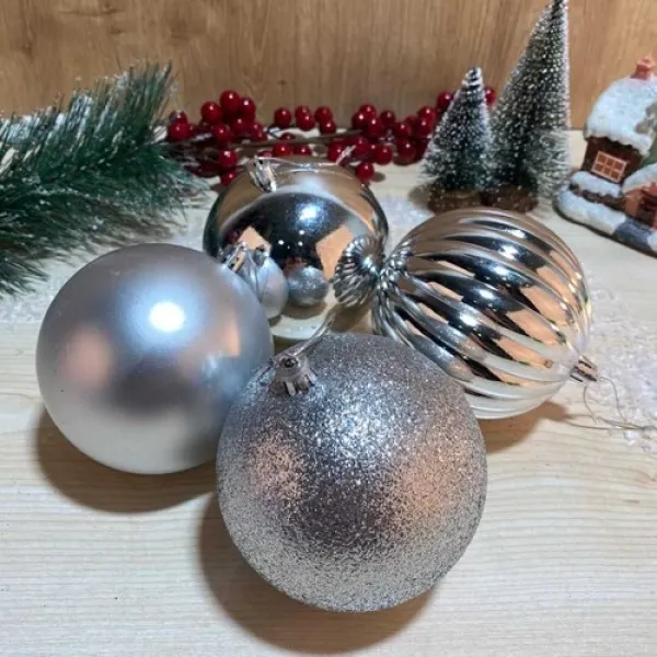 Yılbaşı Ağacı Süsü Gümüş 4 Adet 10 cm