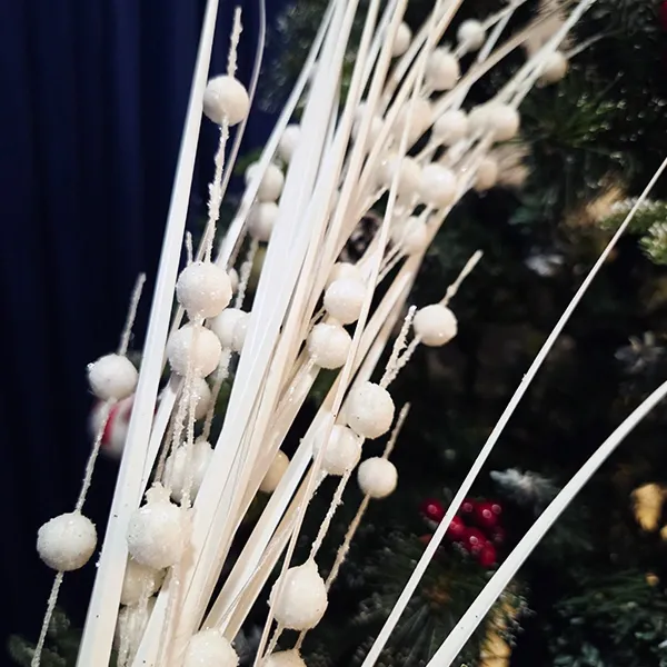 Yılbaşı Beyaz Simli Kokinalı Yapay Dal (90 cm - 1 Adet)