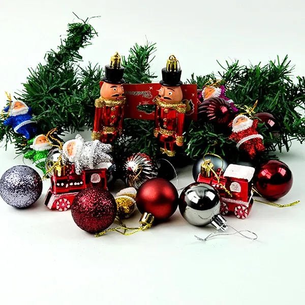 Yılbaşı Çam Ağacı Süs Seti 22 Parça