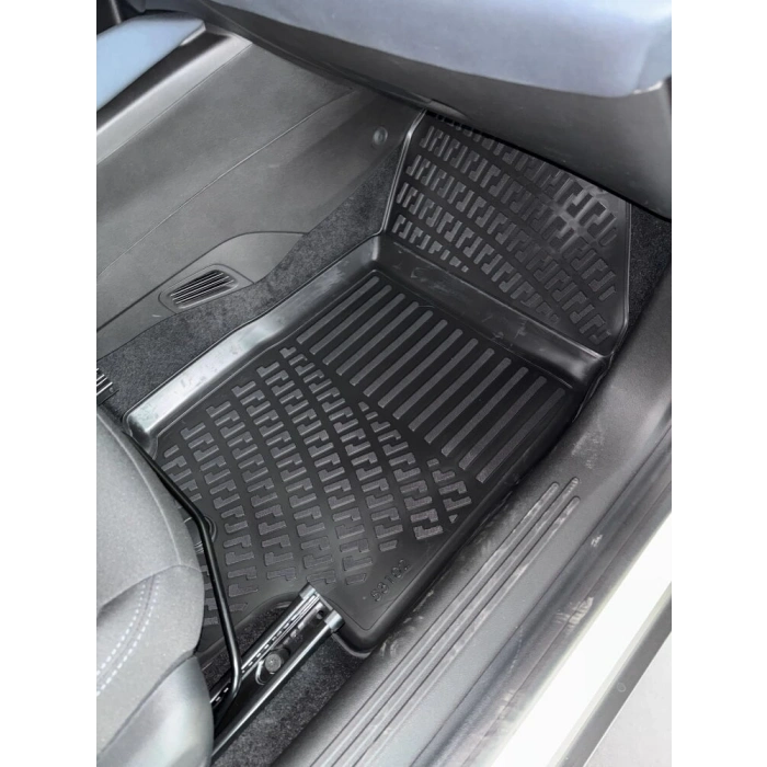 Alfa Romeo Junior Ibrida 2024 Sonrası Havuzlu Paspas