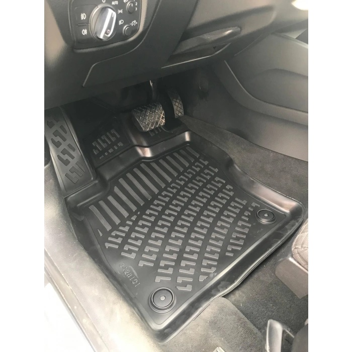 Audi A3 2013-2020 Havuzlu Paspas