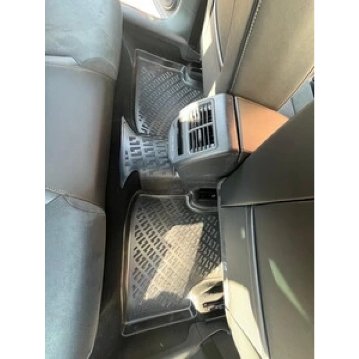 Cupra Formentor 2024 Sonrası Havuzlu Paspas