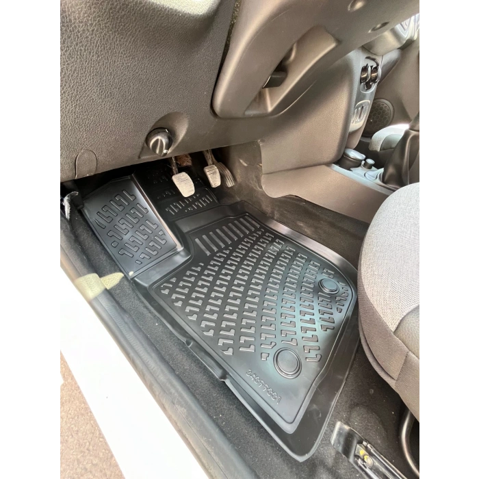 Dacia Logan 2013 Sonrası Havuzlu Paspas