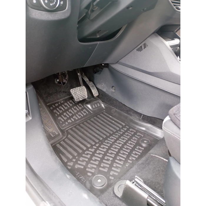 Ford Transit Courier 2024 Sonrası Havuzlu Paspas | Panelvan