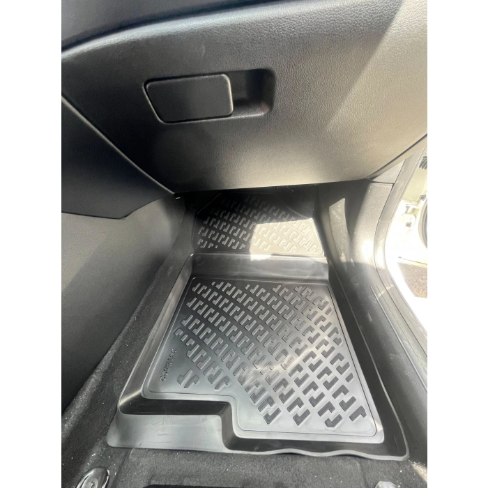 Hyundai i20 2020 Sonrası Havuzlu Paspas