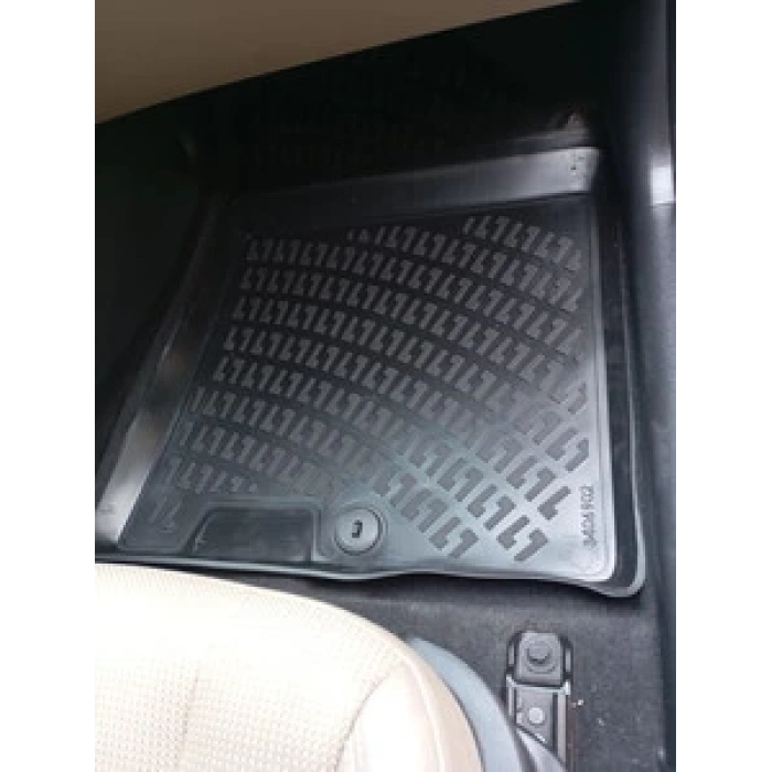 Hyundai i30 2012-2016 Havuzlu Paspas