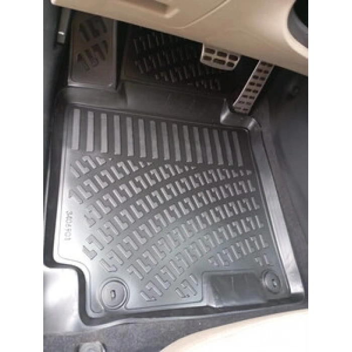 Hyundai i30 2025 Sonrası Havuzlu Paspas