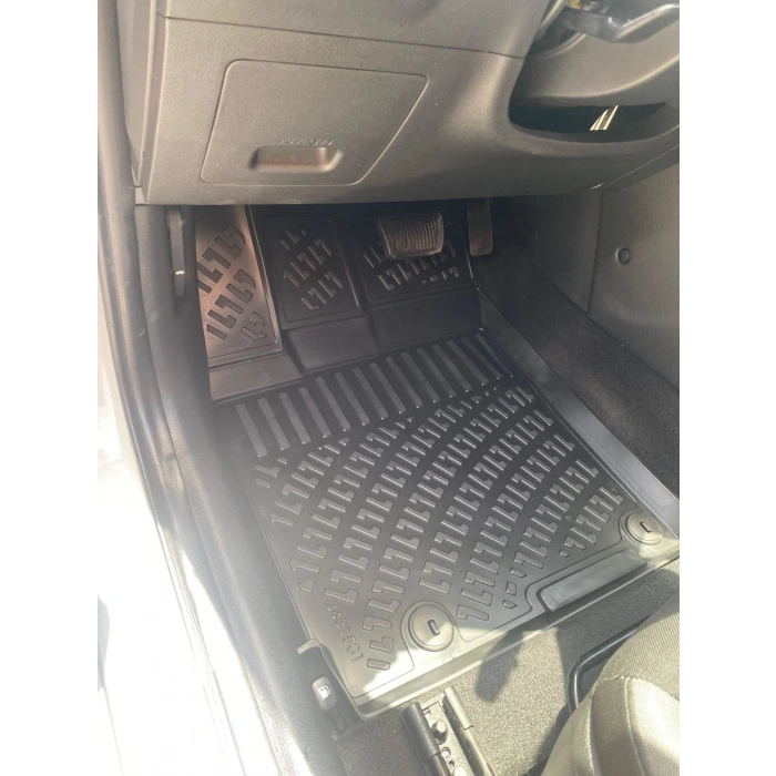 Hyundai Kona 2017-2022 Havuzlu Paspas