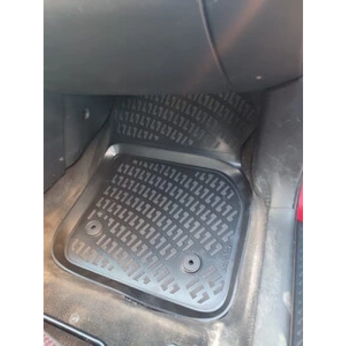 Mazda 3 2003-2009 Havuzlu Paspas