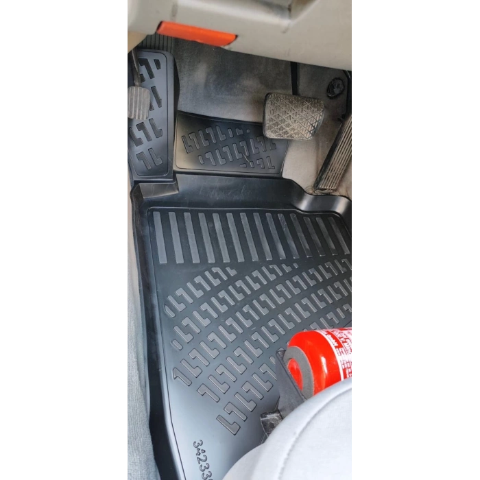 Mercedes-Benz E Serisi 1986-1994 W124 Havuzlu Paspas