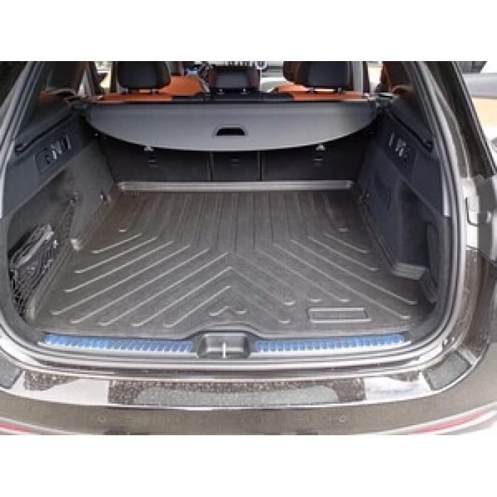 Mercedes-Benz GLC SUV 2023 Sonrası Bagaj Havuzu