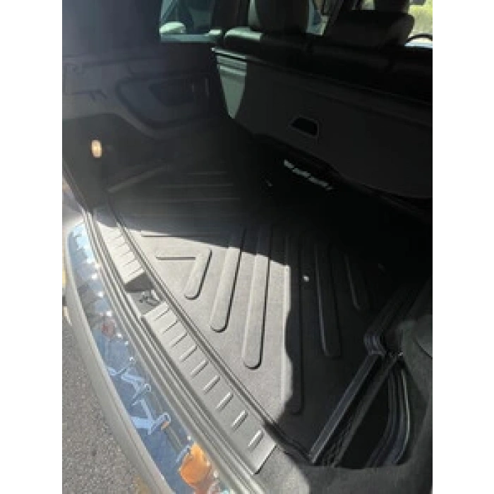 Mercedes EQB 2021 Sonrası Bagaj Havuzu