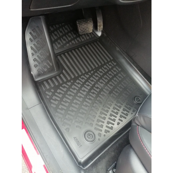 MG HS 2018-2023 Havuzlu Paspas | Benzinli