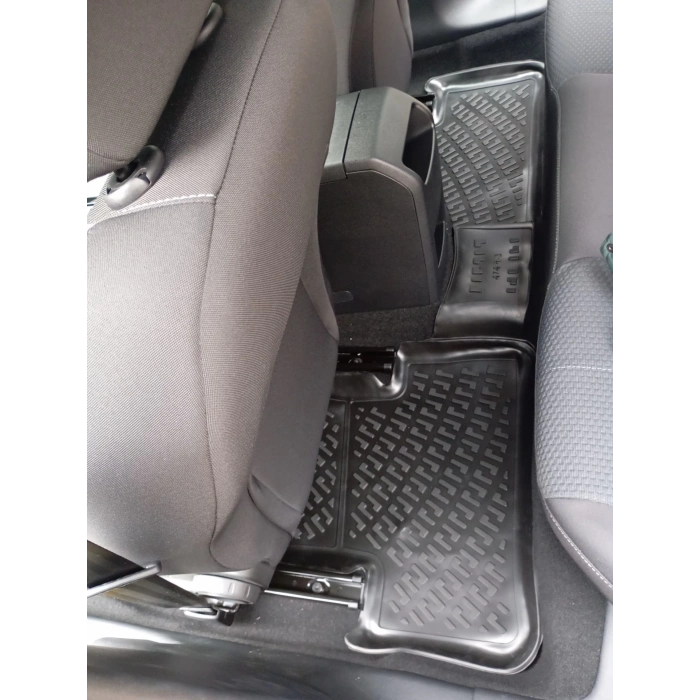 Opel Astra L 2022 Sonrası Havuzlu Paspas