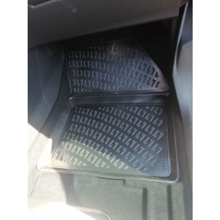 Peugeot 5008 2017-2023 Havuzlu Paspas