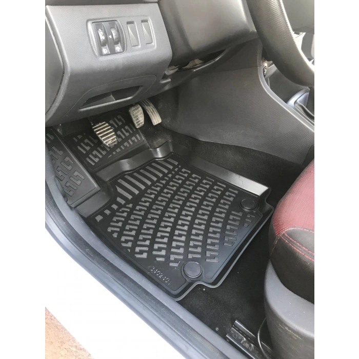 Renault Clio 4 2012-2019 Havuzlu Paspas