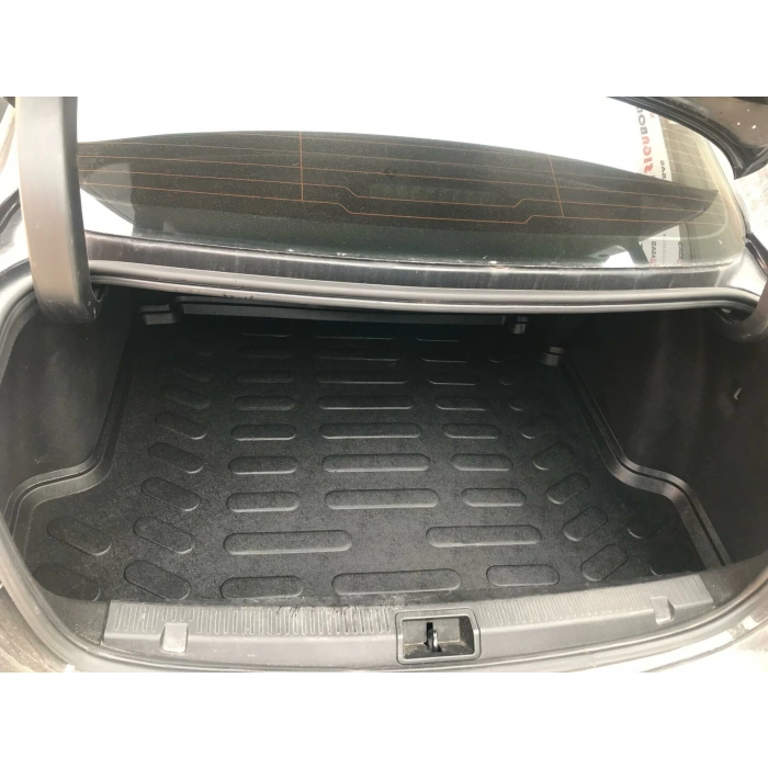 Renault Fluence 2009 Sonrası Bagaj Havuzu