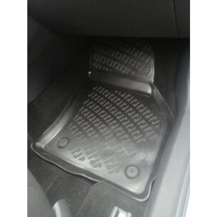 Skoda Karoq 2017 Sonrası Havuzlu Paspas